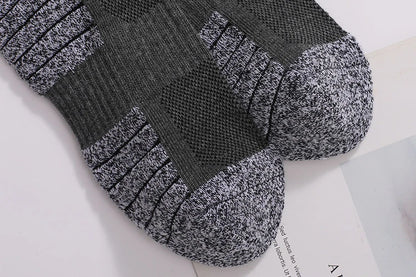 CHIROM SUPPLY 6 pairs Men's Outdoor Sports Thickened Bottomed Sweat-absorbing Short Tube Running Socks.